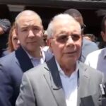 Danilo Medina dice Gobierno gasta de manera alegra. Irán.