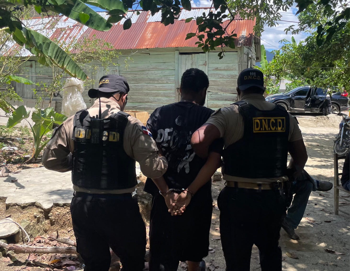  “Piku” Y “El wa” fueron detenidos con cocaína, marihuana, crack y una pistola en Loma de Cabrera