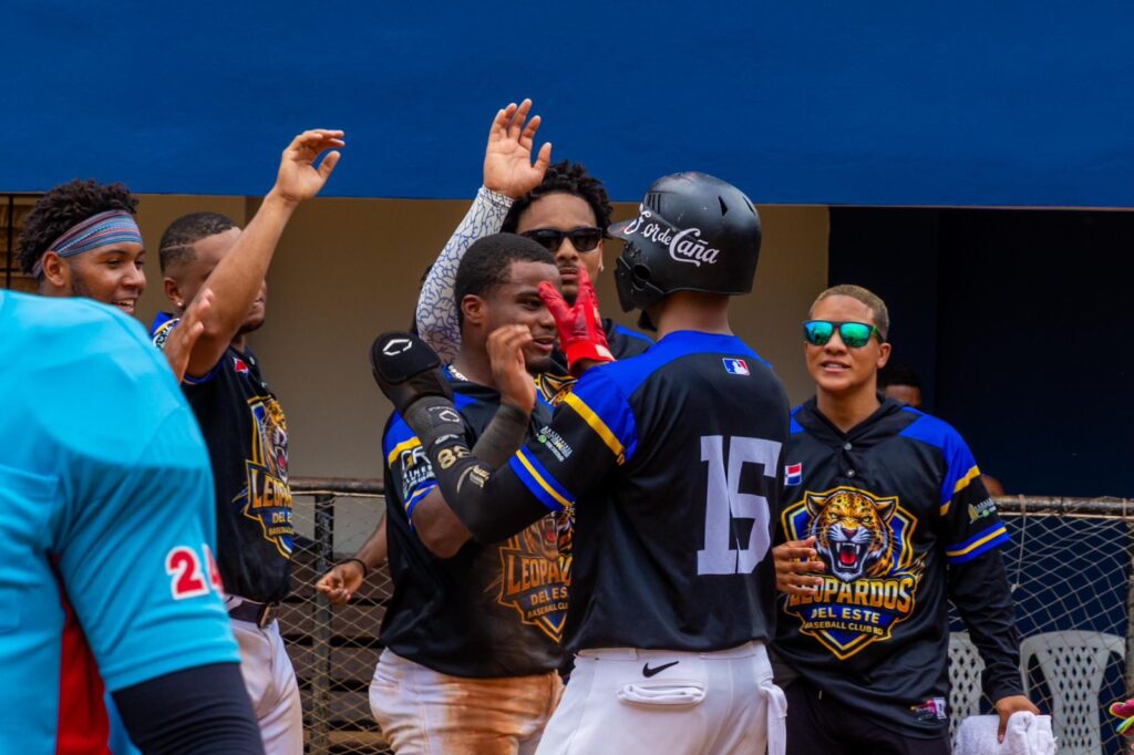 Los equipos Leopardos del Este, Patriotas Orientales y Trenes de Santo Domingo Norte salieron victoriosos en la jornada dominical del Torneo de Béisbol Superior de la Provincia Santo Domingo (TBES-PSD), Copa Seaboard, evento organizado por la Asociación de Béisbol de la Provincia Santo Domingo (Abeprosado).