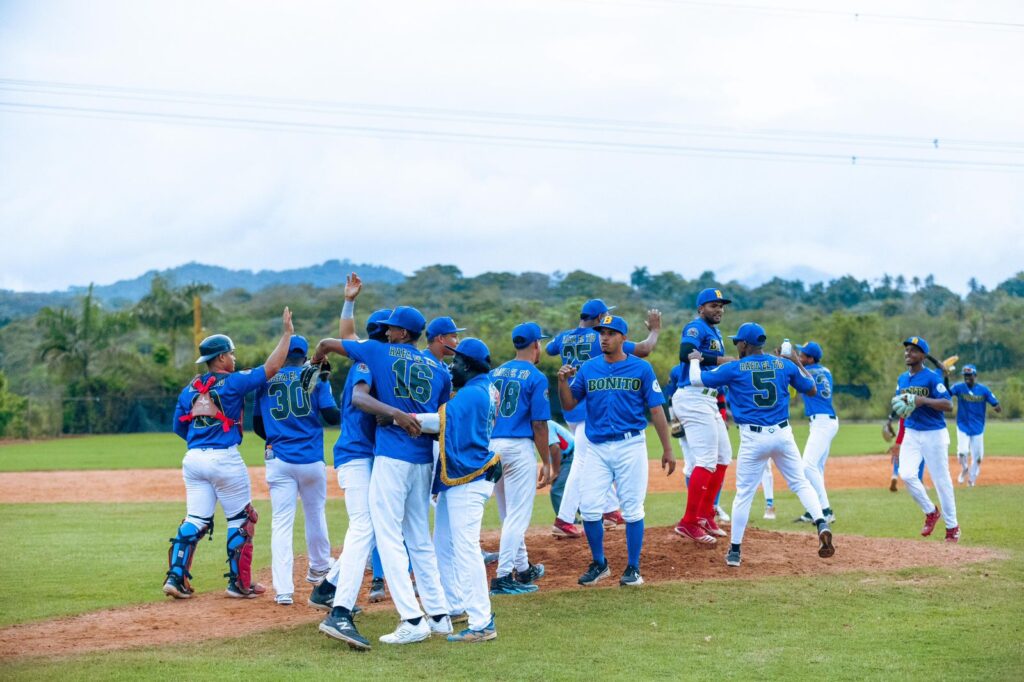 Los equipos Leopardos del Este, Patriotas Orientales y Trenes de Santo Domingo Norte salieron victoriosos en la jornada dominical del Torneo de Béisbol Superior de la Provincia Santo Domingo (TBES-PSD), Copa Seaboard, evento organizado por la Asociación de Béisbol de la Provincia Santo Domingo (Abeprosado).