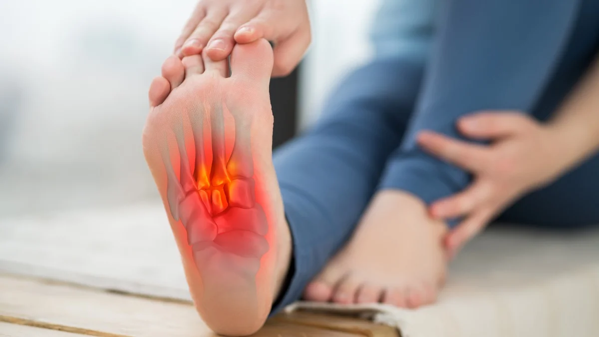 Cómo identificar la fascitis plantar, una de las principales causas de dolor en el talón