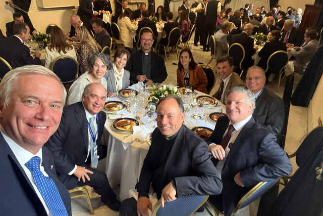 Almuerzo de José Antonio Kast con excompañeros.