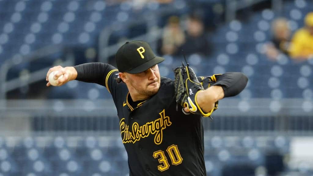 Paul Skenes de los Piratas de Pittsburgh.