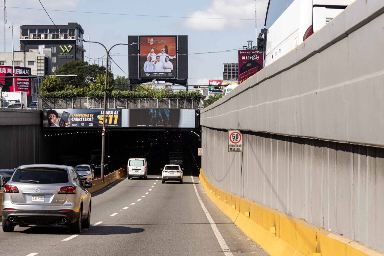 ¡Otra vez! Obras Públicas anuncia cierre temporal del paso a desnivel Tiradentes con 27 de Febrero
