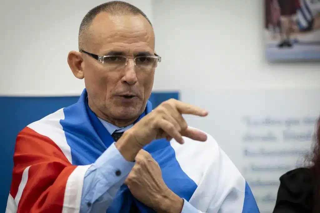 Líder opositor cubano: “Si el régimen no acepta una transición seria, lo van a sacar del poder a lo Maduro”