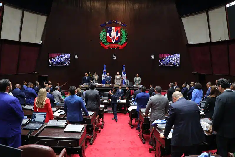 Diputados exigen reforzar políticas ante aumento de feminicidios