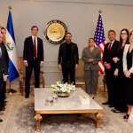 El Salvador y Estados Unidos buscan inversiones conjuntas en energía, digitalización e inteligencia artificial