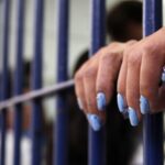 Condenan a 30 años a mujer por matar hijastra de 3 años