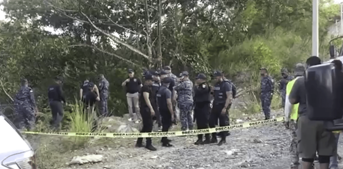 Autoridades investigan el hallazgo de dos hombres asesinados a tiros en Jarabacoa