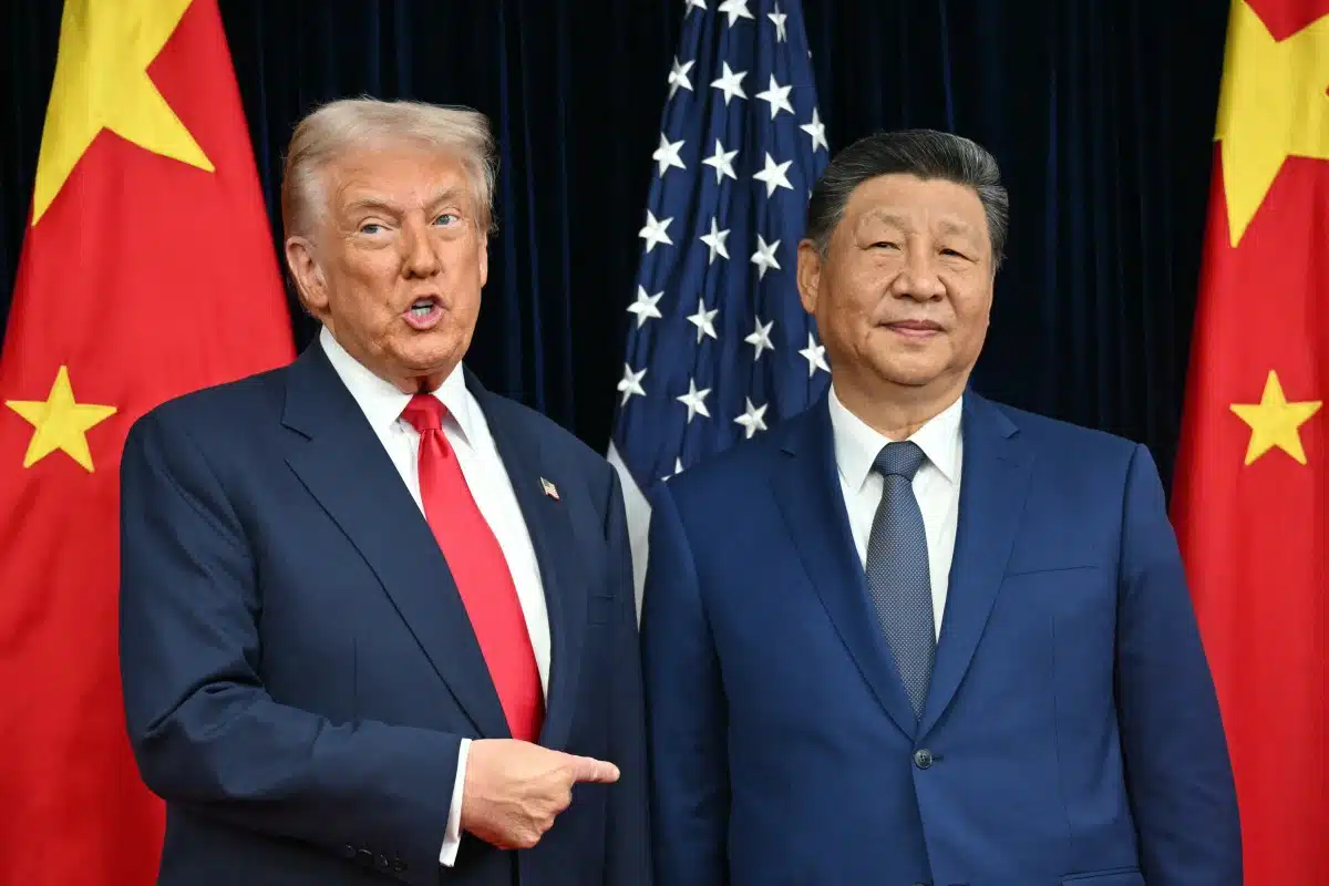 Donald Trump llega a China para reunirse con Xi Jinping en medio de crisis comerciales por conflicto con Irán