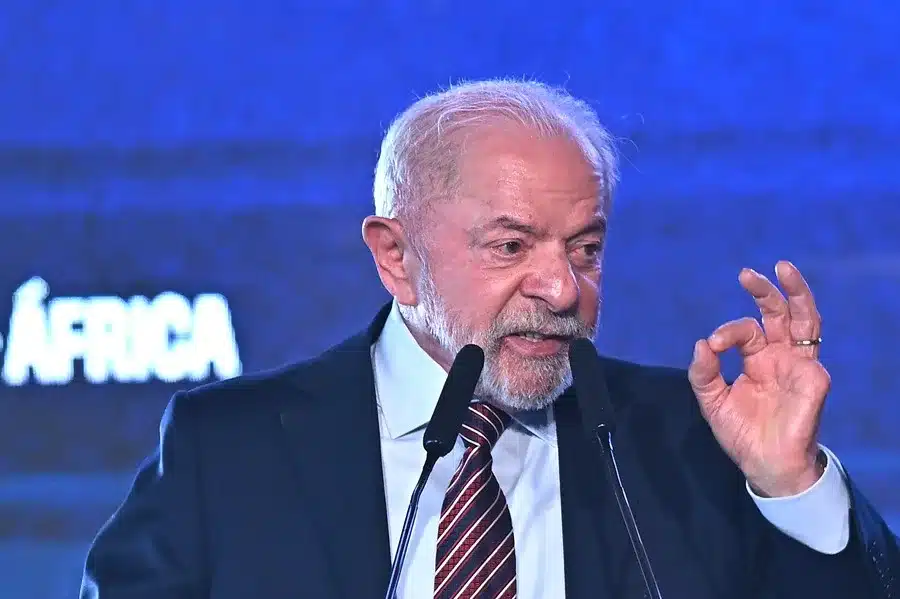 presidente de Brasil, Luiz Inácio Lula da Silva, habla durante la apertura del I Foro de Rectores Brasil-África en Brasilia (Brasil). EFE