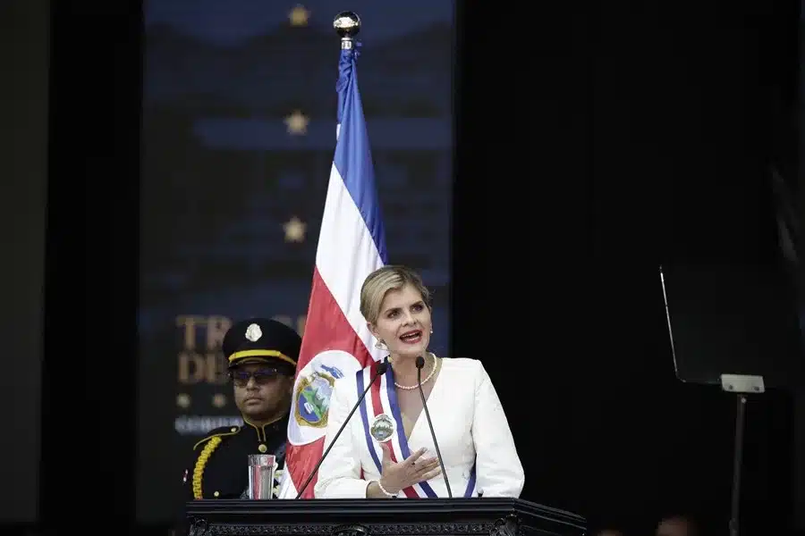 Presidenta electa de Costa Rica, Laura Fernández, en el Estadio Nacional de San José (Costa Rica)