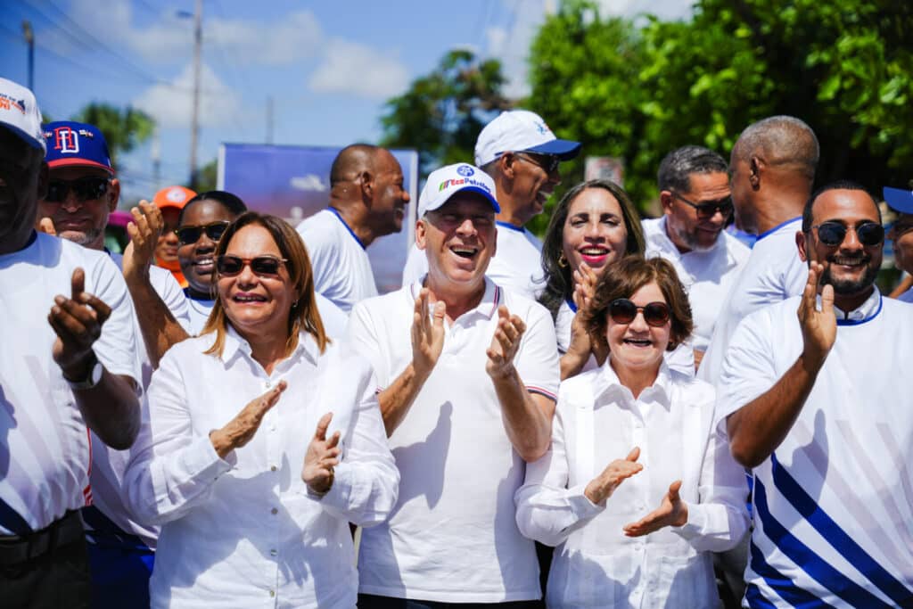Baní presume la antorcha y ser sede de vela durante JJCC 2026