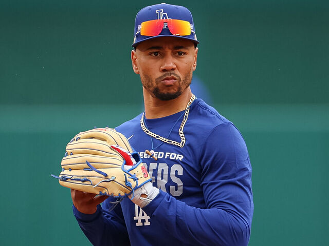 Mookie Betts regresa este lunes frente a San Francisco.