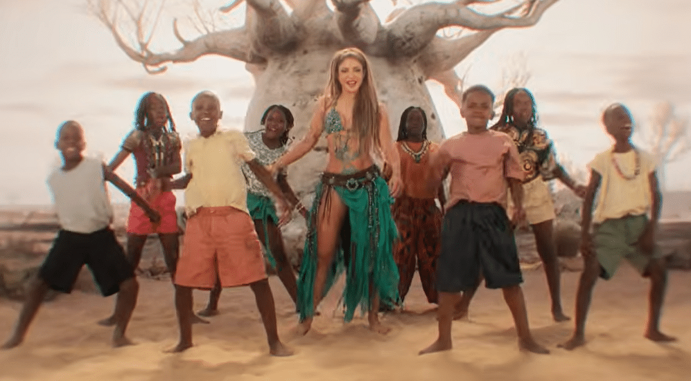 Shakira y los los “Ghetto Kids”