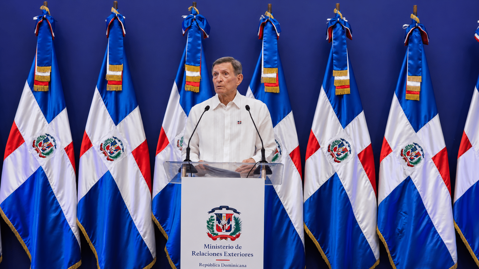 Ministro de Relaciones Exteriores, Roberto Álvarez / Karina Jiménez