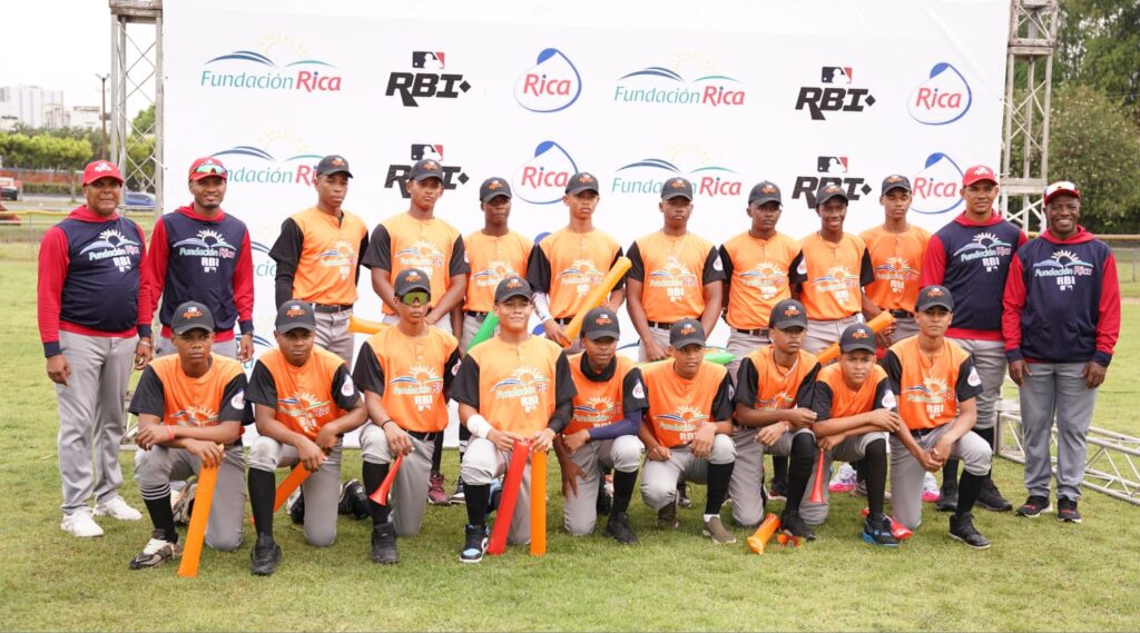 El conjunto de Guananito se alzó con la corona en 14-15 años del béisbol RBI Fundación Rica 2026 de Villa Altagracia.
