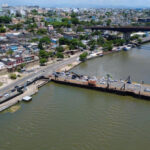 Puente flotante
