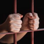 Mujer encarcelada por ataque con cuchillo