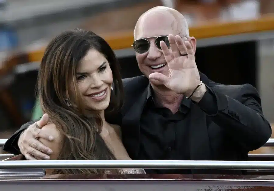 Lauren Sanchez Bezos y Jeff Bezos