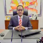 Periodista Salvador Holguín.
