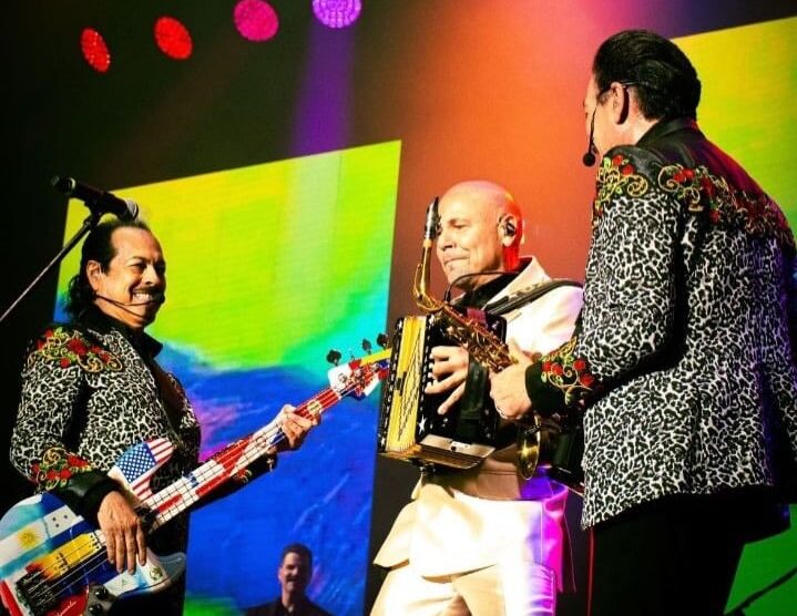 El Prodigio en concierto Tigres del Norte en la Feria Ganadera