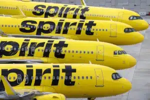 Vista de aviones de la aerolínea Spirit en el aeropuerto de Fort Lauderdale (EE.UU.), el 3 de mayo de 2026.