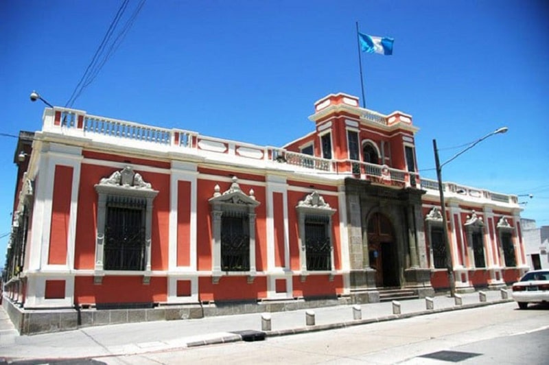 Fachada del Tribunal Superior Electoral en Guatemala. (Fuente externa).
