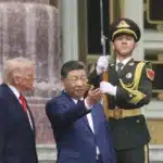 Vista de los presidentes de Estados Unidos, Donald Trump (i), y de China, Xi Jinping (d), durante un encuentro en Pekín, este 14 de mayo de 2026. EFE/Maxim Shemetov/Pool.