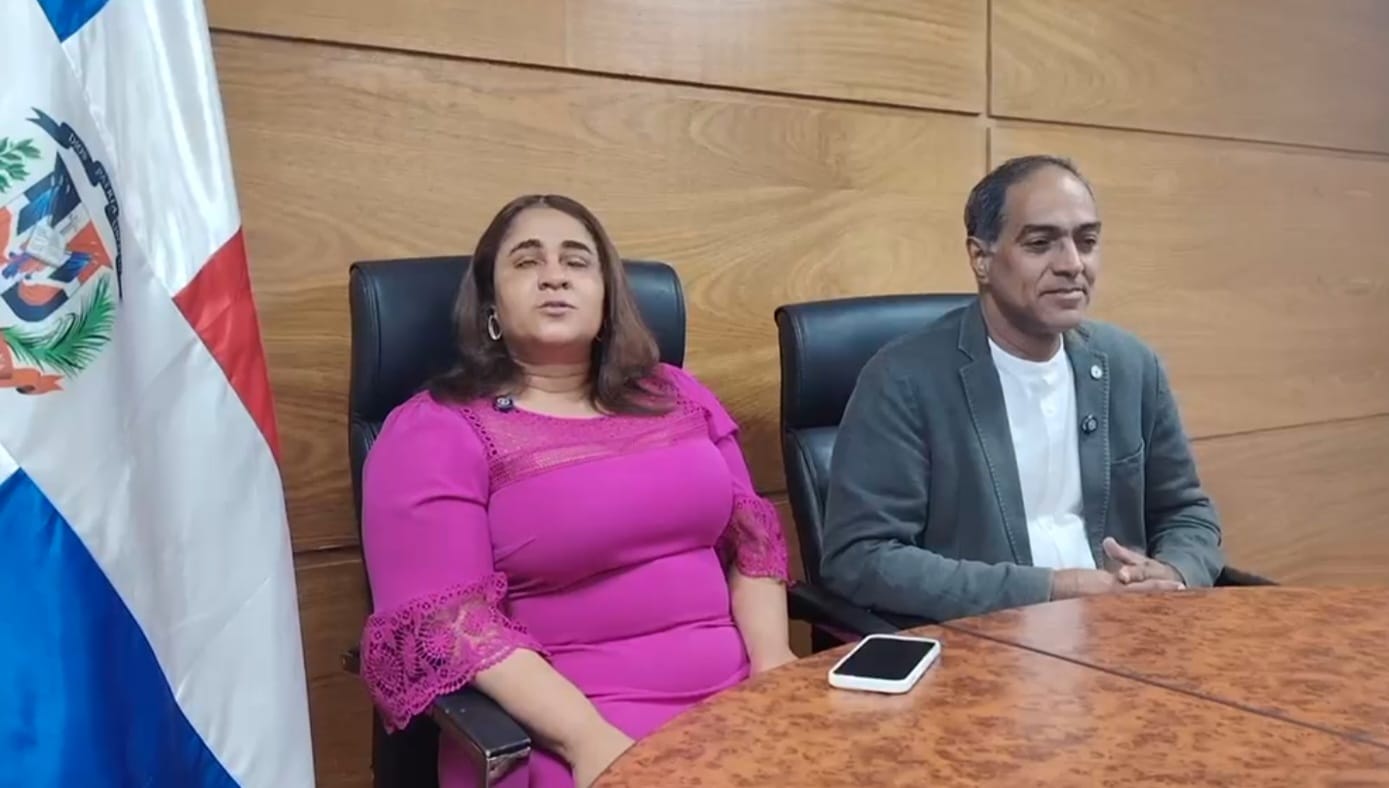 Educación y Cecapci acuerdan en beneficio de las personas con discapacidad visual