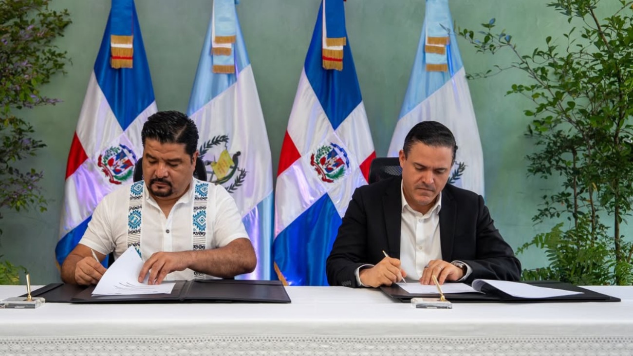 RD y Guatemala firman acuerdo para fortalecer la cooperación portuaria