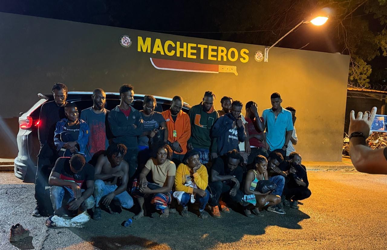 Haitianos indocumentados en Valverde de Mau.