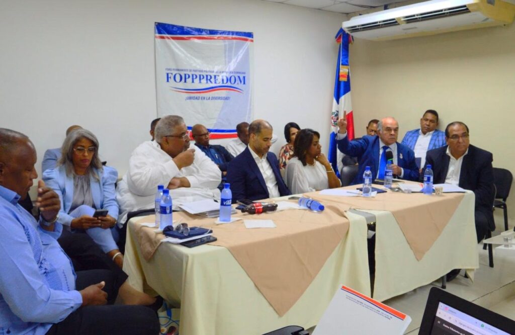 Fropppedom adoptó cuatro decisiones clave frente a la posible reducción adicional del financiamiento público a los partidos, la cual consideran una amenaza directa a la estabilidad del sistema democrático.