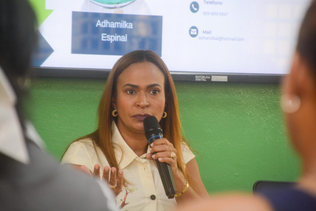 La coordinadora de la Fuerza Magisterial sostuvo que este tipo de situaciones reflejan una falta de planificación integral en la ejecución de obras educativas,