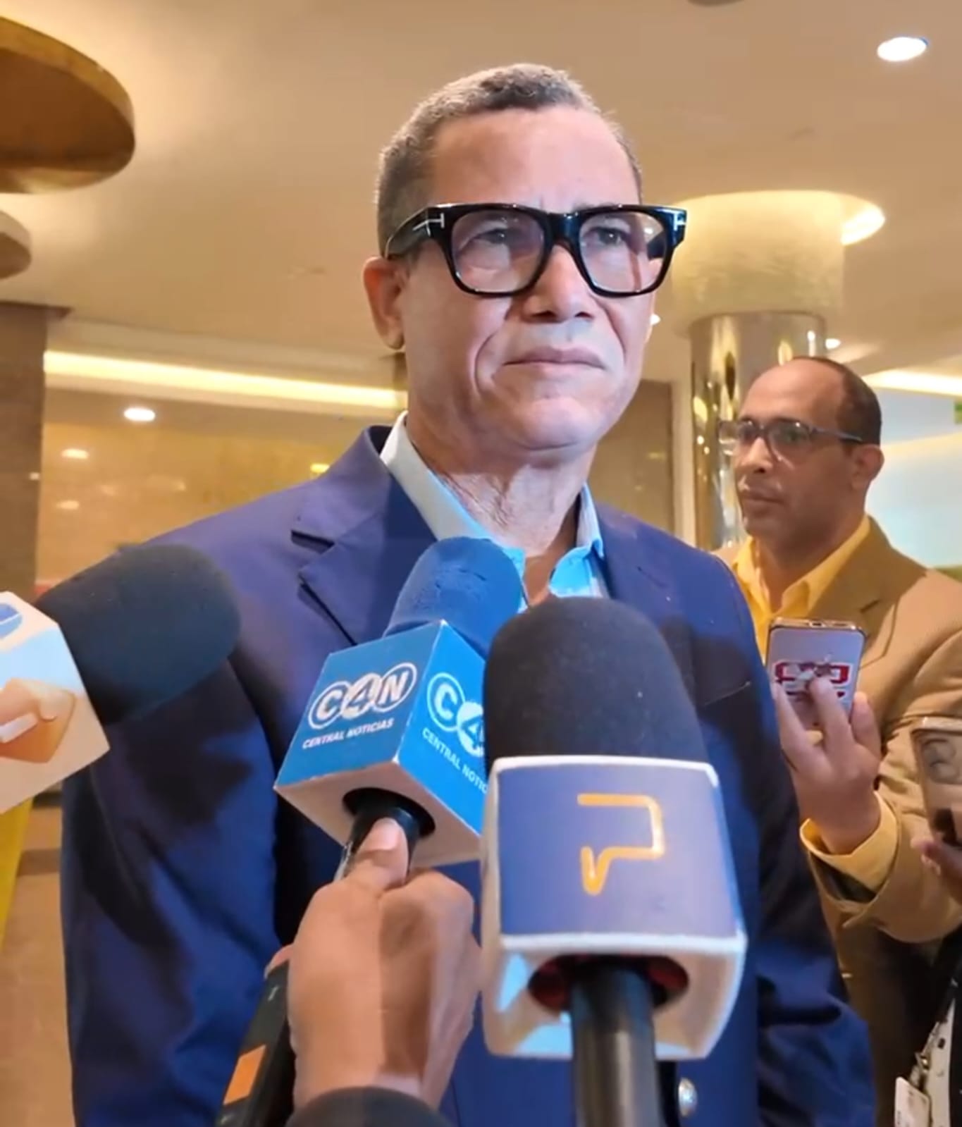 Eddy Olivares afirma meta del país es alcanzar un 50 % de formalidad laboral