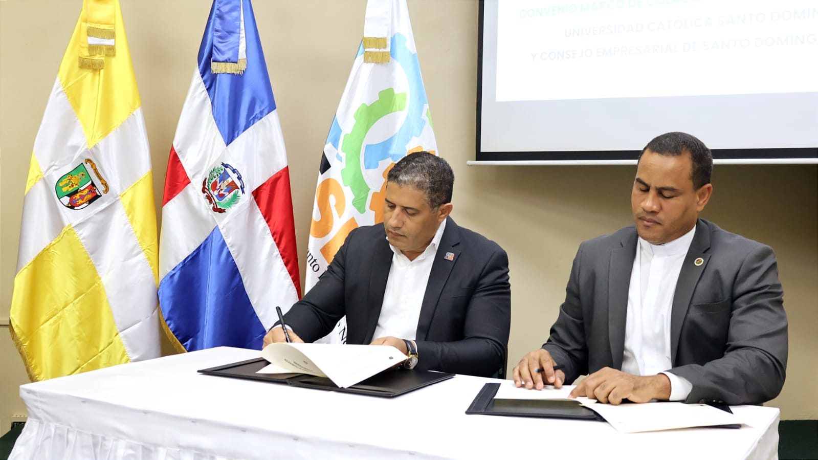 Entidades firman acuerdo estratégico para impulsar el desarrollo regional