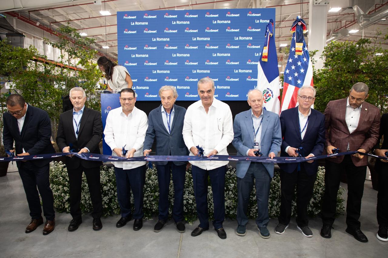 Luis Abinader encabeza inauguración en La Romana.