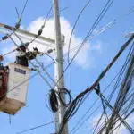 Concluyen rehabilitación de redes eléctricas en Los Tres Brazos con inversión superior a USD 8.9 millones