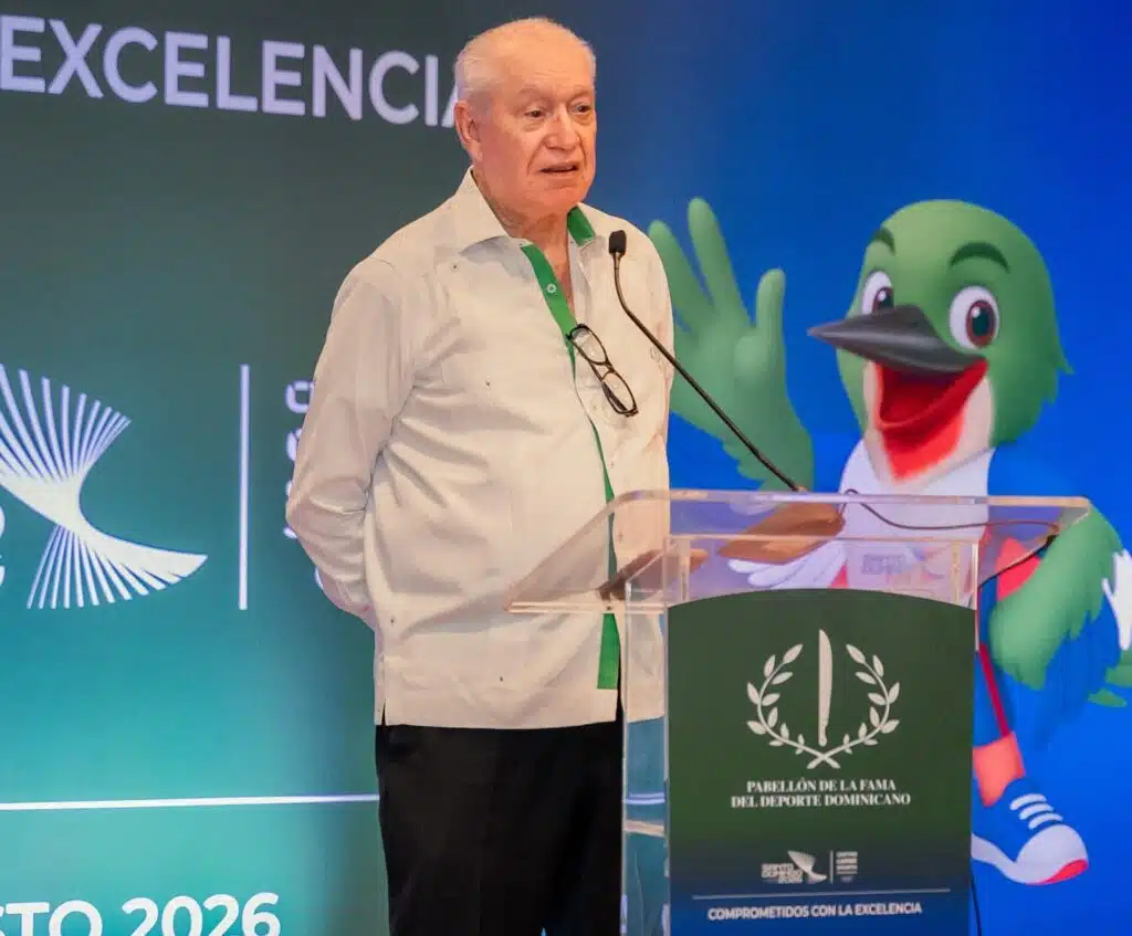 José Rodríguez Conde del Comité de Veteranos.