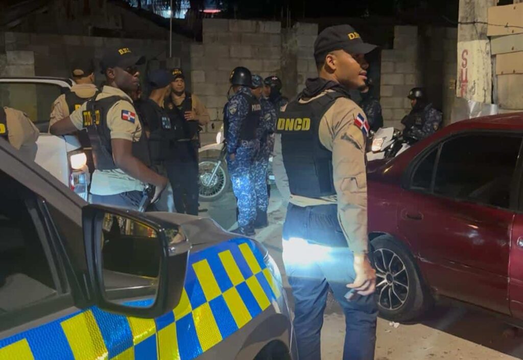 DNCD arresta 11 personas e incauta más de 3,500 gramos de distintas drogas en SDN