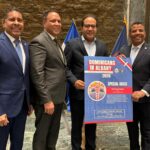 Reconocen trabajo de Salvador Holguín en el Capitolio de Nueva York