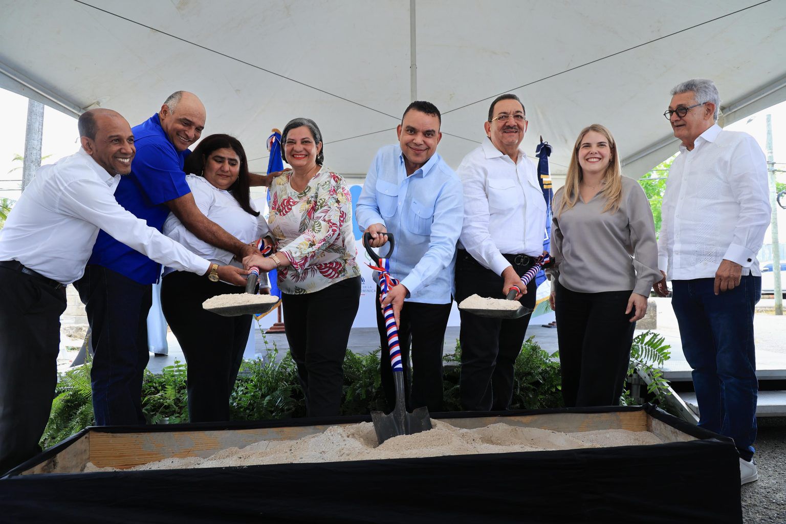 Con inversión superior a RD$137 millones SNS inicia remozamiento y ampliación del Hospital Municipal El Valle en Hato Mayor