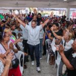 Pedro Jiménez realiza homenaje a madres de la circunscripción 2 del DN