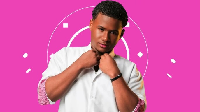 El merengue sigue sumando nuevos talentos, y uno de ellos es Rusbelt, un joven cantante de 17 años que comienza a posicionarse