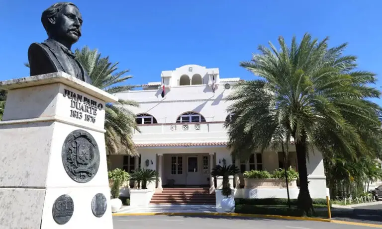 Mirex aclara RD no asumirá costos del programa de deportaciones con EE.UU.