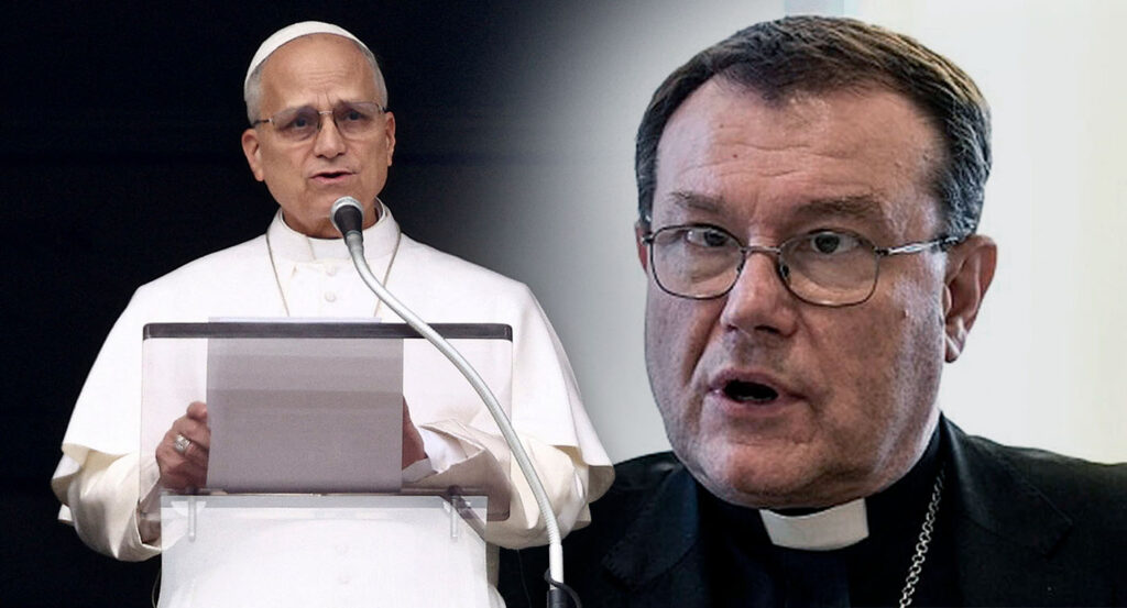 Papa León XIV y el obispo Paolo Pezzi.