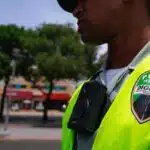 Agente de la Dirección General de Seguridad del Tráfico y Transporte Terrestre (DJSET).