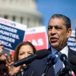 Adriano Espaillat