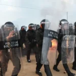 Al menos dos policías resultan heridos durante operativo de desbloqueo en Bolivia