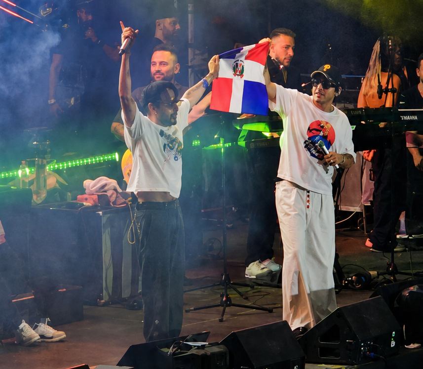 Servando y Florentino durante su concierto en Óvalo de la Feria Ganadera / Karina Jiménez